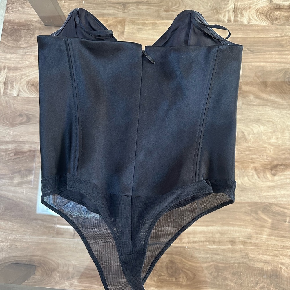 Aritizia brand Babton black thong bodysuit never worn!!!